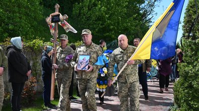 На Черкащині поховали захисника Вʼячеславом Адамовичем