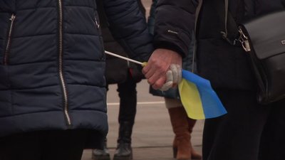 У Черкасах на Соборній площі утворили “Ланцюг єдності” У Черкасах на Соборній площі утворили “Ланцюг єдності”