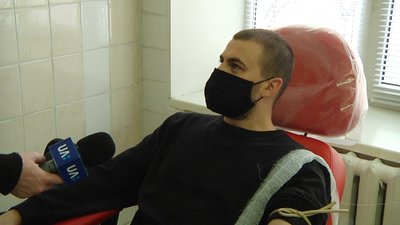 У Житомирі донори здавали кров для онкогематологічного відділення дитячої лікарні У Житомирі донори здавали кров для онкогематологічного відділення дитячої лікарні