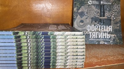 Подарунки для книгарні: на всеукраїнській акції збирають книги для бібліотек Херсонщини Подарунки для книгарні: на всеукраїнській акції збирають книги для бібліотек Херсонщини