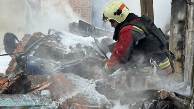 розбите внаслідок російського удару скло