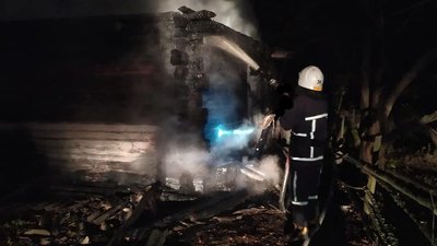 Дві пожежі – п'ятеро загиблих: рівненські рятувальники розповіли подробиці Дві пожежі – п'ятеро загиблих: рівненські рятувальники розповіли подробиці