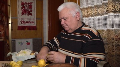 Дієта для думок: кому варто постувати, а кому ні — пояснення священника з Черкас Дієта для думок: кому варто постувати, а кому ні — пояснення священника з Черкас