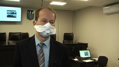 Няня, яку звинувачують у вбивстві однорічної дитини не визнає себе винною Няня, яку звинувачують у вбивстві однорічної дитини не визнає себе винною