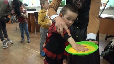 У громаді на Житомирщині проводять реабілітаційні заняття для дітей-переселенців У громаді на Житомирщині проводять реабілітаційні заняття для дітей-переселенців