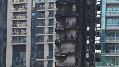 У Дубаї поруч із Бурдж-Халіфою горів хмарочос У Дубаї поруч із Бурдж-Халіфою горів хмарочос