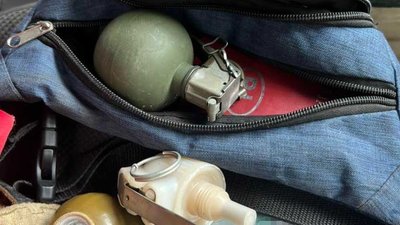 Дві гранати та понад 200 набоїв: на Вінниччині водій не пройшов перевірку на блок-посту