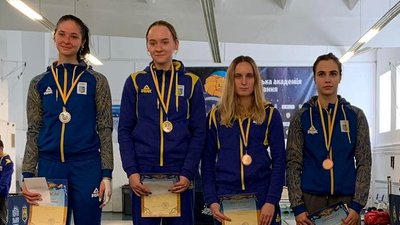Миколаївські шаблістки здобули дві нагороди на чемпіонаті України