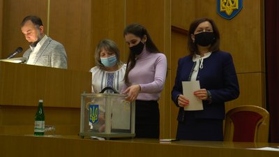 Перша сесія Івано-Франківської районної ради. Як усе відбувалося Перша сесія Івано-Франківської районної ради. Як усе відбувалося