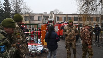 "Специфічні і складні поранення". Кулеба про стан постраждалих через падіння гелікоптера