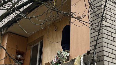 У Запоріжжі в багатоквартирному будинку стався вибух У Запоріжжі в багатоквартирному будинку стався вибух