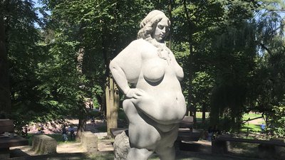 Нові скульптури у Стрийському парку викликали дискусію в соціальних мережах: що сталося