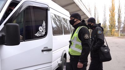 Їздять без документів: "Укртрансбезпека" перевірила черкаський транспорт