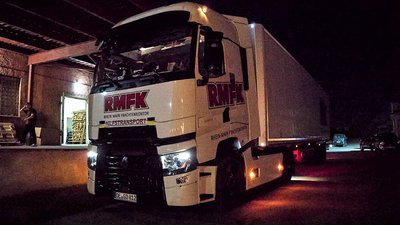 Німецький підприємець привіз в Ужгород дві вантажівки гуманітарної допомоги