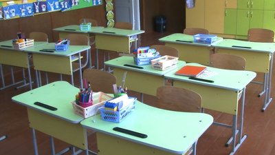 Через холод у класах у місті на Волині школярів переводять на дистанційне навчання