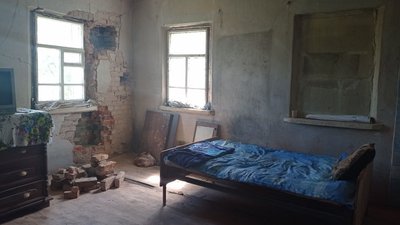 "У руїнах жити не зможу", – мешканці Білопілля ладнають свої будинки, пошкоджені армією РФ "У руїнах жити не зможу", – мешканці Білопілля ладнають свої будинки, пошкоджені армією РФ