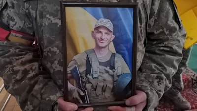 Лучани попрощалися з 40-річним військовим Олександром Кравчуком