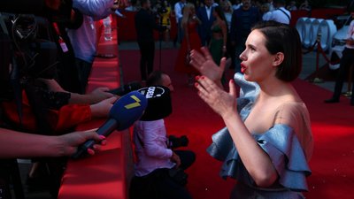 В Одесі відбулася церемонія закриття ОМКФ. Фоторепортаж з червоної доріжки В Одесі відбулася церемонія закриття ОМКФ. Фоторепортаж з червоної доріжки