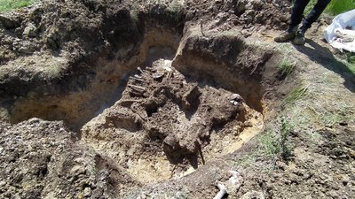 На Житомирщині шукачі монет допомогли знайти останки вісьмох солдатів Червоної армії На Житомирщині шукачі монет допомогли знайти останки вісьмох солдатів Червоної армії