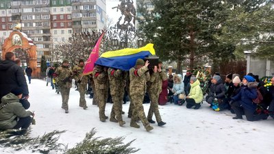 У Сумах поховали молодшого сержанта Олександра Ліжниченка У Сумах поховали молодшого сержанта Олександра Ліжниченка