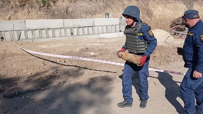 На будівельному майданчику у Херсоні знайшли артснаряд На будівельному майданчику у Херсоні знайшли артснаряд