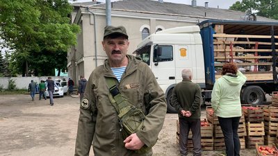 Волонтер Володимир Мосейко