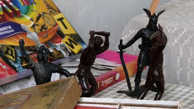 Сучасні й столітні: у Рівному на музейному подвір'ї експонують дитячі іграшки Сучасні й столітні: у Рівному на музейному подвір'ї експонують дитячі іграшки