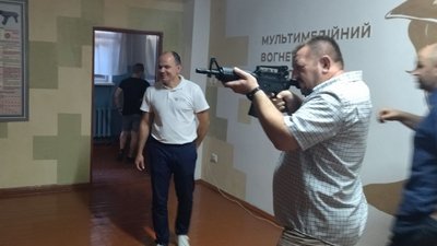 У волинському університеті з'явився тир: вчитимуть стріляти У волинському університеті з'явився тир: вчитимуть стріляти