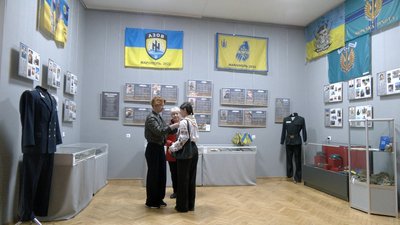 "Лялюся, привіт. В мене все добре...": донька загиблого героя Азову розповіла про останні слова батька "Лялюся, привіт. В мене все добре...": донька загиблого героя Азову розповіла про останні слова батька