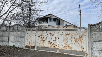 Через ракетні обстріли у Кременчуцькому районі пошкоджені домогосподарства: що відомо Через ракетні обстріли у Кременчуцькому районі пошкоджені домогосподарства: що відомо