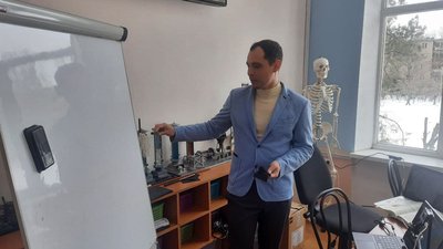 Онлайн уроки: як у херсонських школах організували навчання під час карантину Онлайн уроки: як у херсонських школах організували навчання під час карантину