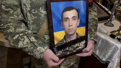 У Полтаві попрощалися із сержантом Дмитром Хачіяном