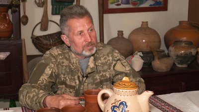 Інтер'єр, одяг та інструменти: у селі на Черкащині створили музей стародавнього побуту