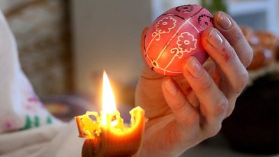 "Писанка буде ідеальною тому, що ви це зробили". Майстриня із Землянки на Сумщині про писанкарство "Писанка буде ідеальною тому, що ви це зробили". Майстриня із Землянки на Сумщині про писанкарство