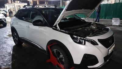 Викрадений у Греції: на КПП "Ужгород" виявили авто, яке розшукував Інтерпол