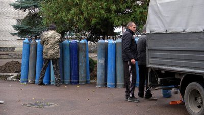 У Житомирі в лікарні №2 встановили новий кріоциліндр У Житомирі в лікарні №2 встановили новий кріоциліндр