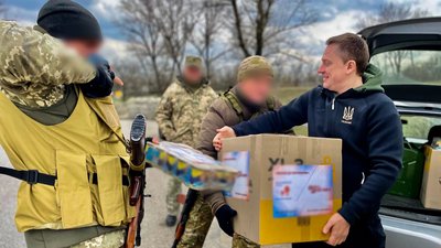 Законотворчість та гумдопомога. Як працюють мажоритарники з Кіровоградщини під час воєнного стану Законотворчість та гумдопомога. Як працюють мажоритарники з Кіровоградщини під час воєнного стану