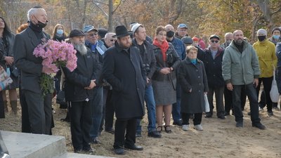 У Вінниці відкрили меморіал жертвам Голокосту У Вінниці відкрили меморіал жертвам Голокосту