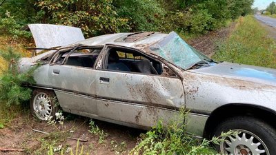 На Полтавщині перекинулася автівка: двоє людей потрапили до лікарні