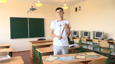 "У мене немає такого, що мені щось не вдається". Випускник з Прикарпаття склав мультитест на 600 балів "У мене немає такого, що мені щось не вдається". Випускник з Прикарпаття склав мультитест на 600 балів