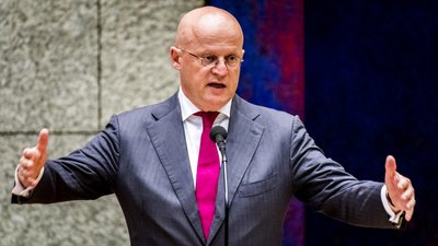 Нідерланди відмовились передати РФ право судити підозрюваних у збитті MH17