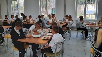 Нове меню для учнів: як харчуються діти у школах Херсона