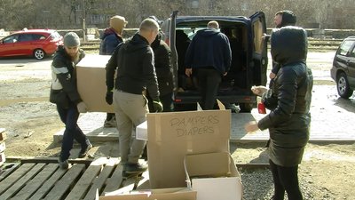 Луцькі волонтери центру допомоги "Ангар" оголосили про збір сухпайків Луцькі волонтери центру допомоги "Ангар" оголосили про збір сухпайків