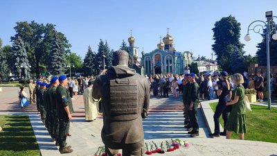 Сонях пам'яті: у Черкасах ушанували полеглих Героїв Сонях пам'яті: у Черкасах ушанували полеглих Героїв