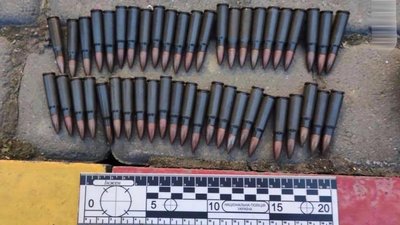 На Закарпатті затримали чоловіка, якого підозрюють в торгівлі зброєю та боєприпасами На Закарпатті затримали чоловіка, якого підозрюють в торгівлі зброєю та боєприпасами
