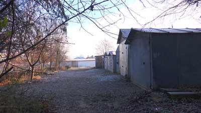В Івано-Франківську виявили десять самовільно встановлених гаражів