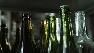 Херсон, алкоголь, пляшки, підробка, сурогат
