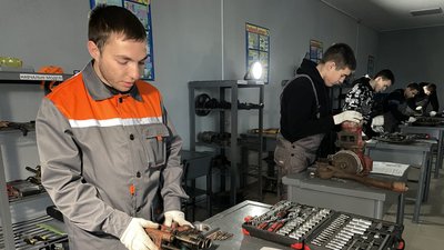 На Полтавщині створили сучасну базу для навчання трактористів На Полтавщині створили сучасну базу для навчання трактористів