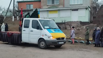 "У такий спосіб віддаємо шану воїну": на Вінниччині дитячий оркестр грає на похоронах загиблих земляків "У такий спосіб віддаємо шану воїну": на Вінниччині дитячий оркестр грає на похоронах загиблих земляків