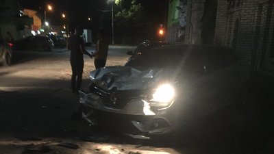 В Ужгороді водійка скоїла ДТП і втікла з місця аварії